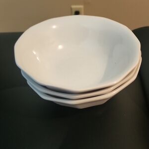 Home Trends White Ceramic Dinner Bowls 3 Total